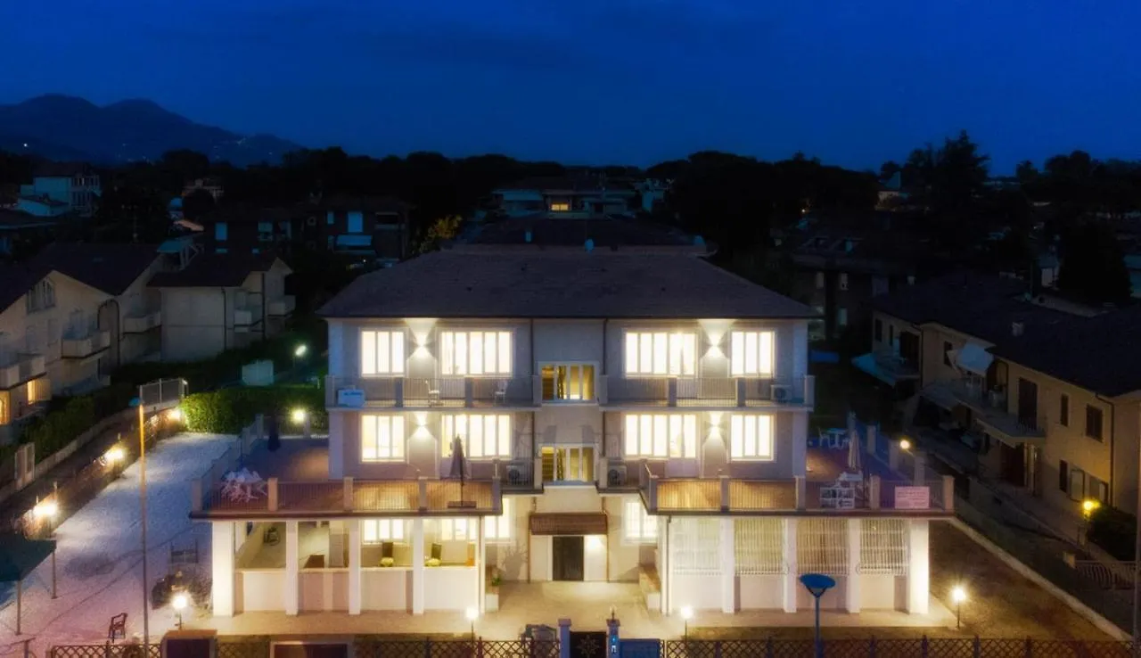 Residence Deamarina Marina di Massa Appartement